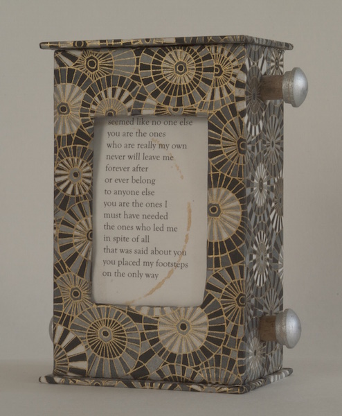 picture of box from right